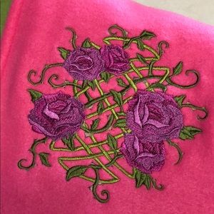 Lovely Irish Rose Scarf 🌹